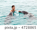 4728865