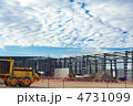 4731099