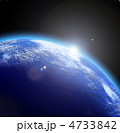4733842