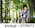 学生と自転車