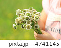 白詰草の花束