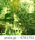 4761702