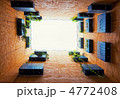 4772408
