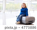 4773886