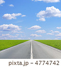 4774742