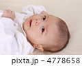 おすましの赤ちゃん