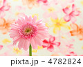 ピンクのガーベラ　花柄バック