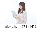 若い女性（タブレット）