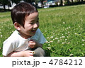 公園で遊ぶ男の子 公園で遊ぶ男の子