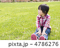 芝生と女の子 芝生と女の子