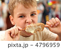 4796959