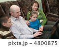 4800875