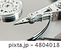 4804018