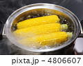 茹でたとうもろこし