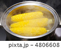 茹でたとうもろこし