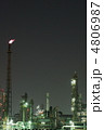 四日市の工場の夜景