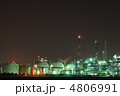 四日市の工場の夜景