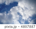 4807887