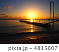 夕日と桟橋