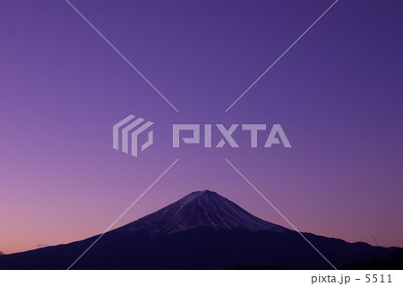 暁の富士 5511