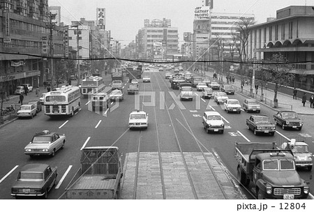 昭和の風景・青山通り R246 青山学院大学前 昭和43年 昭和の風景・青山通り R246 青山学院大学前 昭和43年 12804