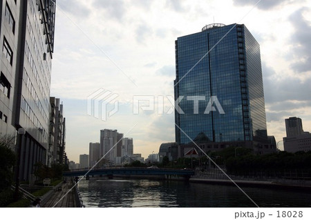 水辺の街 水辺の街 18028