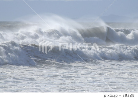 荒れる海 29239
