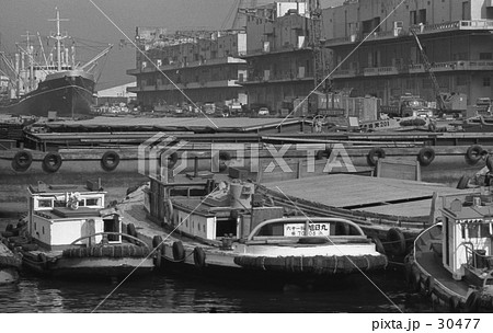 横浜・山下埠頭 30477