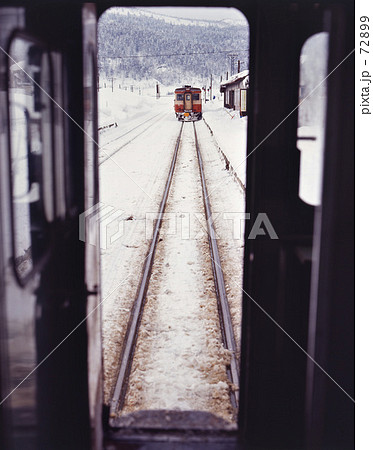 鉄道　国鉄：　天北線　音威子府駅にて　昭和52年　　 72899