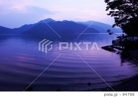 山と湖 94766