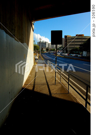 高架下の帰り道 106590
