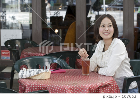 No title No title 107652