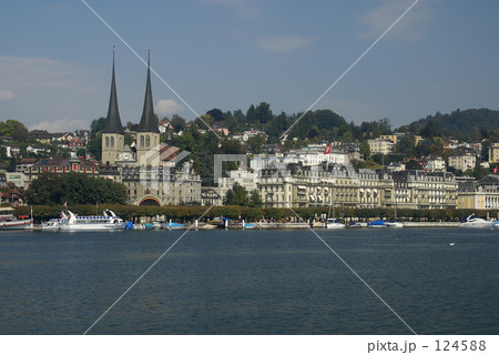 スイス・ルツェルンの街並－1 124588