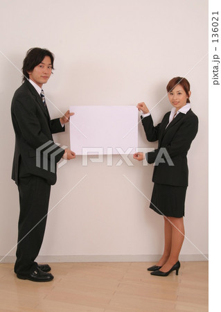 ビジネスシーンタイトルボード 136021