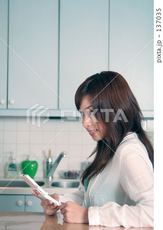 e-mail conversation  137035