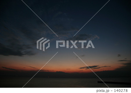 幕張の夕暮れ 140278