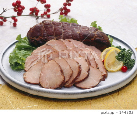 焼豚のブロックとスライス 144202