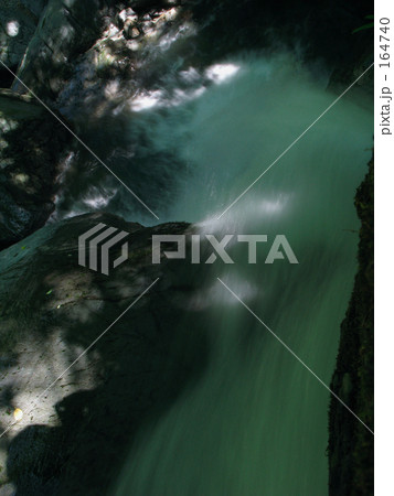 水落ちてゆく 水落ちてゆく 164740