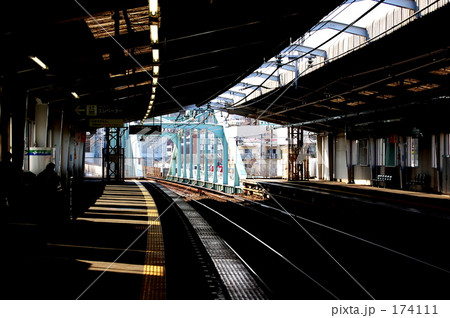 電車が来るまで 174111