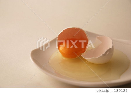 割れた卵 189125