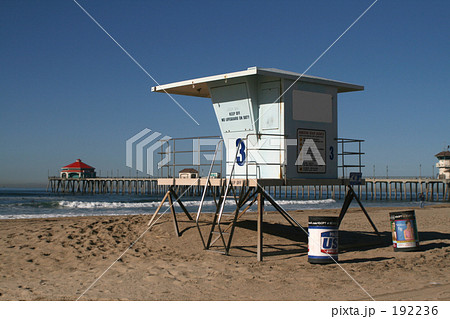 ビーチ監視小屋 192236