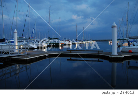 ヨットハーバー 234012