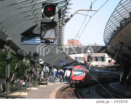 シュターデルホーフェン駅 241650