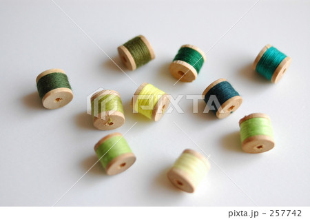 グリーン系の糸（１） 257742