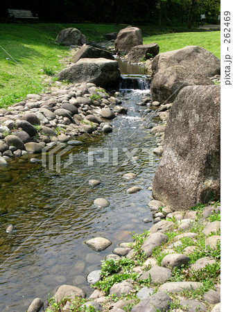 公園の小川 262469