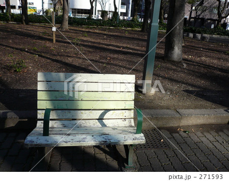 公園のベンチ 271593