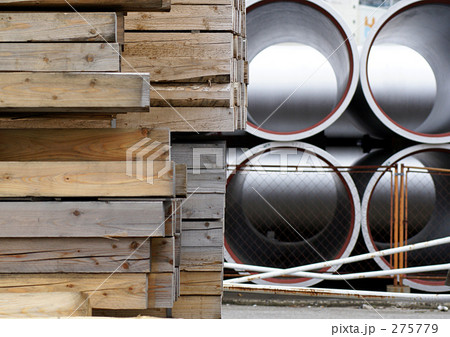 材木と鋼管 275779