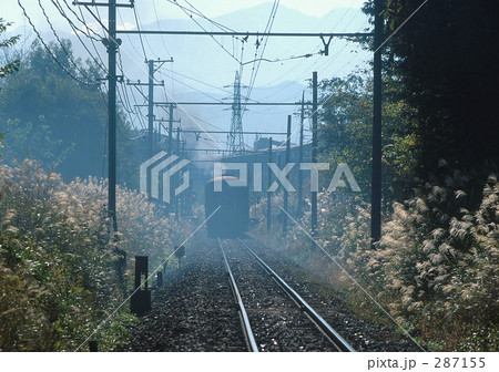 去り行くもの 287155