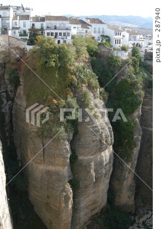 断崖絶壁のロンダ 断崖絶壁のロンダ 287940