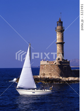 ヨットと灯台 322491